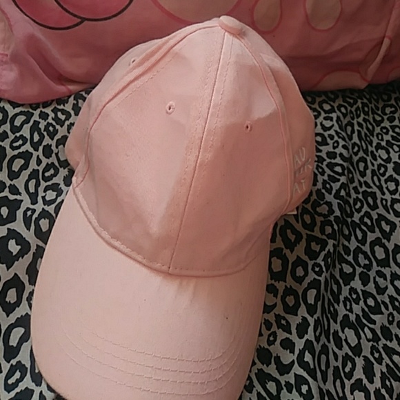 Hat - Picture 1 of 2